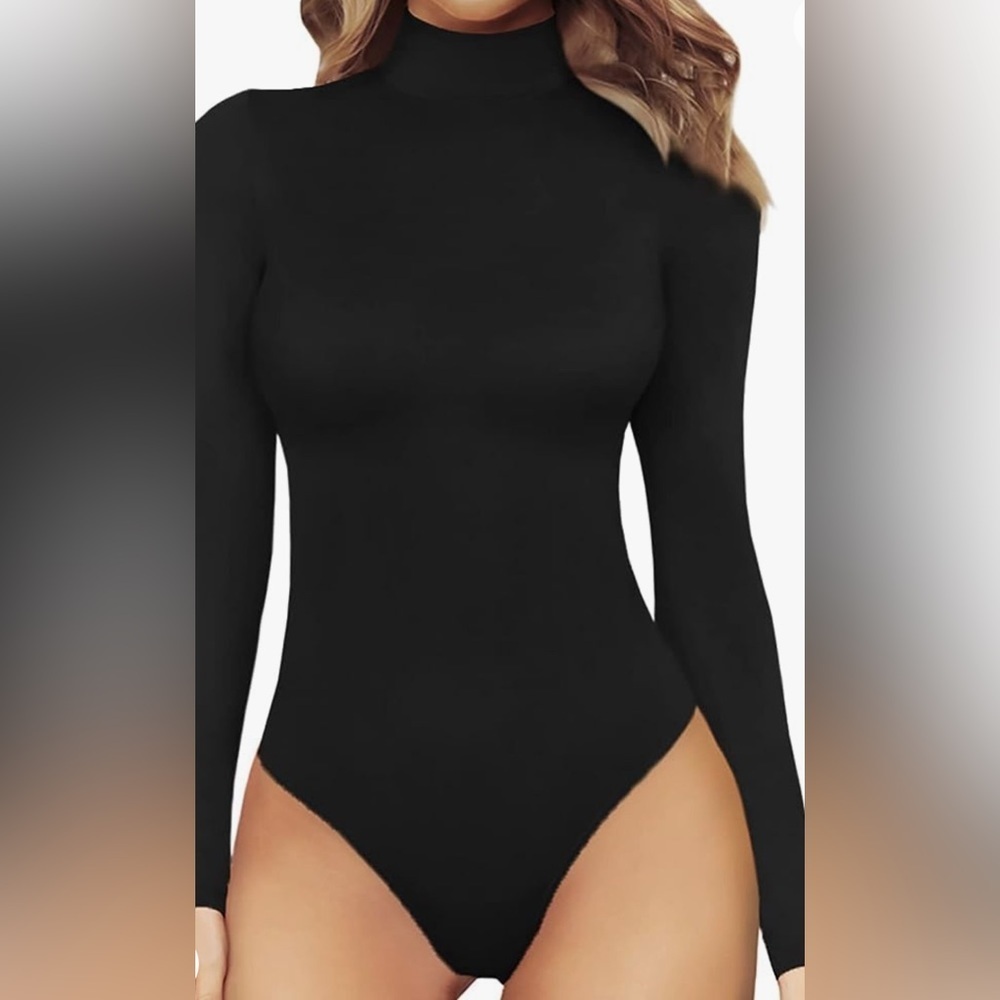 Mangopop Turtleneck Bodysuit with Long Sleeves in Black, Size M
